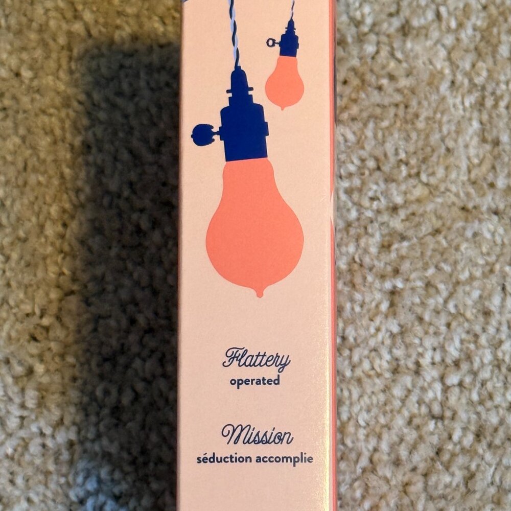 Benefit Watts' Up Highlighter Cream Stick - Picture 4 of 8